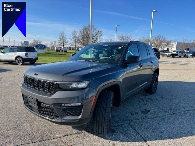 Used 2024 Jeep Grand Cherokee Limited w/ Black Appearance Package image 1