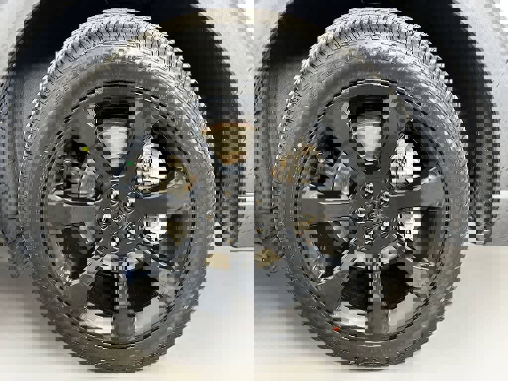 Certified 2022 Ford Explorer ST-Line image 11