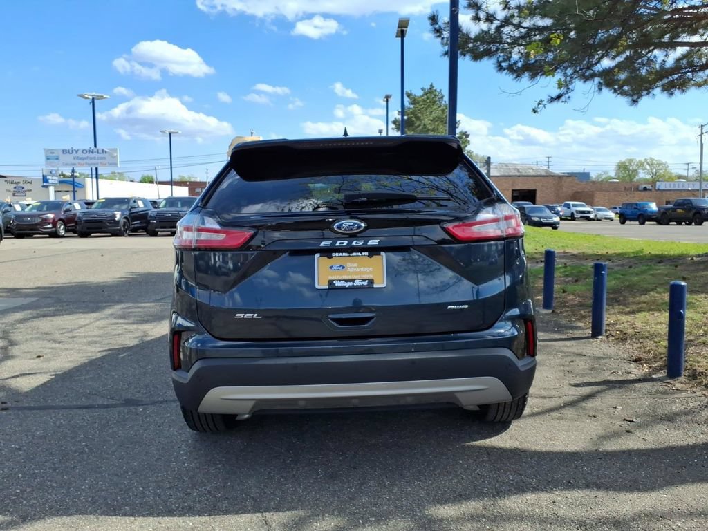 Certified 2024 Ford Edge SEL w/ Convenience Package AWD/4WD image 7