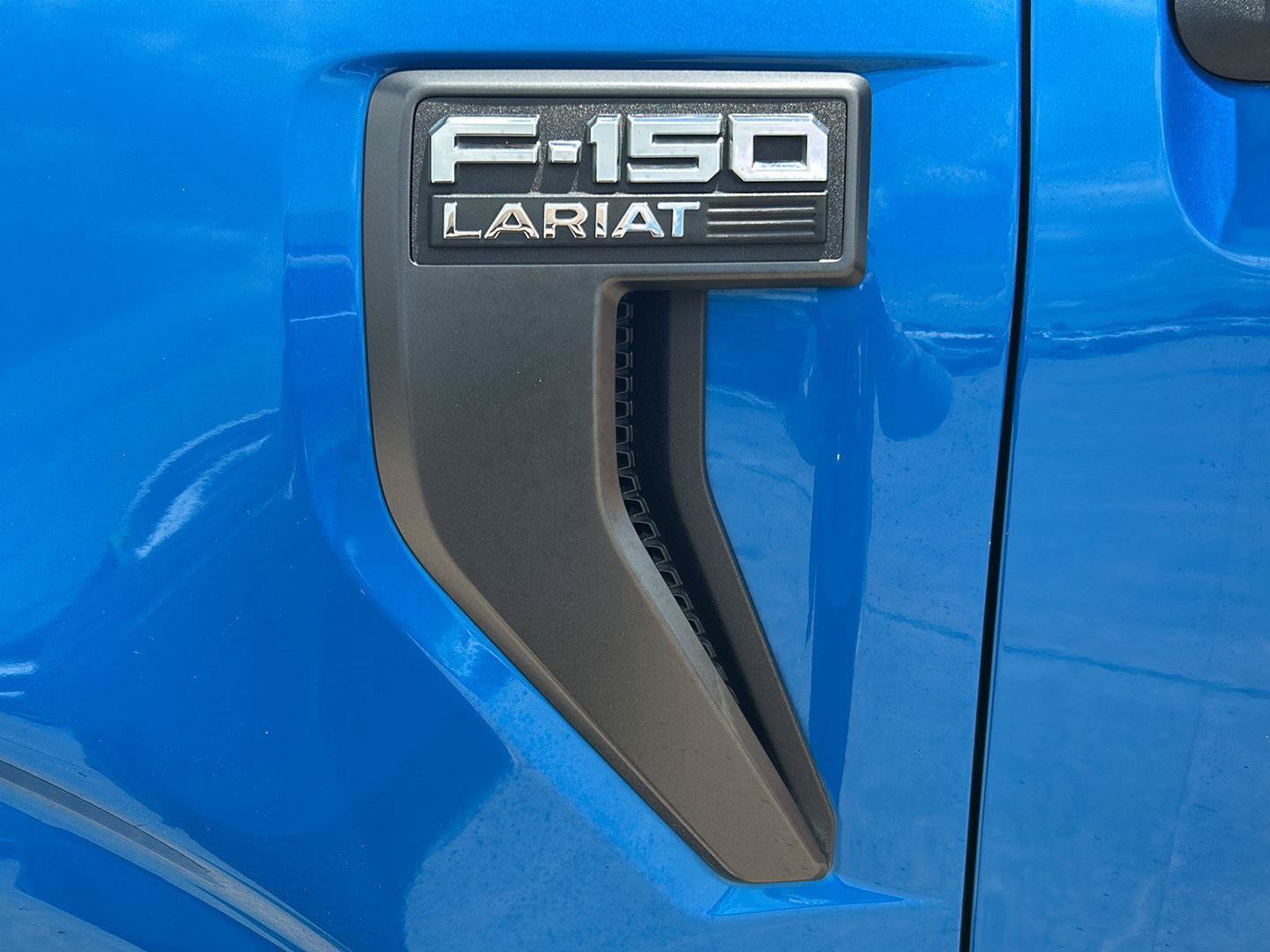 Certified 2021 Ford F150 Lariat w/ Max Trailer Tow Package AWD/4WD image 33