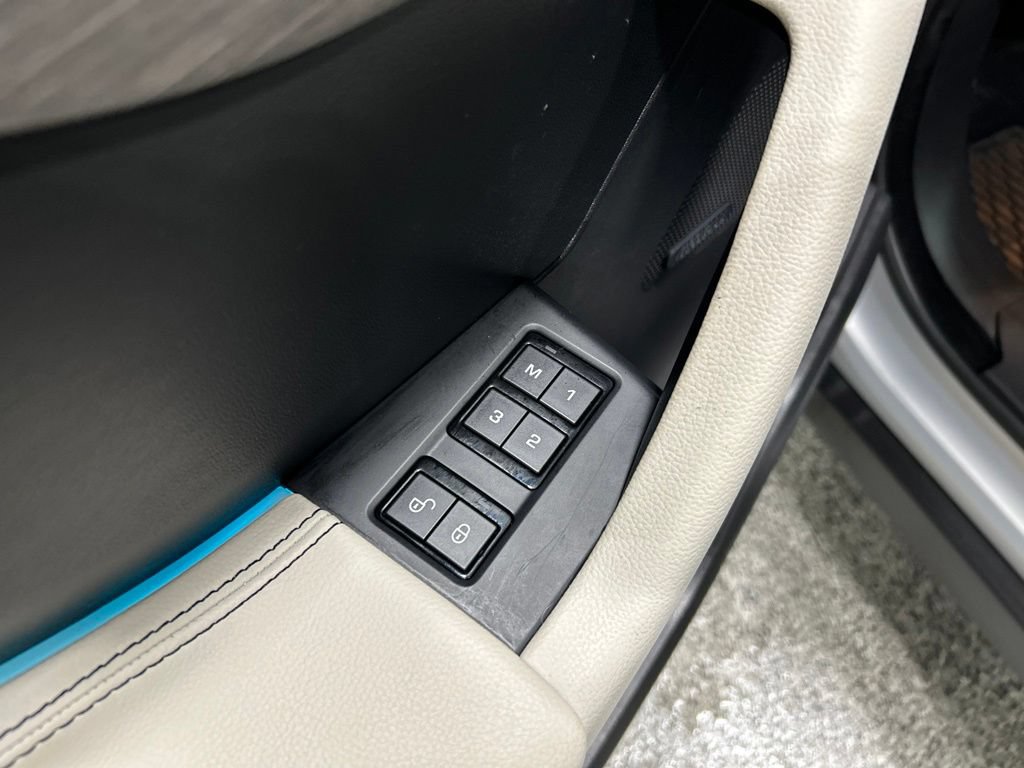 Used 2020 Jaguar F-PACE S AWD/4WD image 16