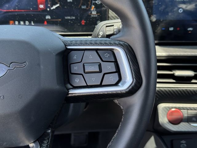 Certified 2025 Ford Mustang Coupe RWD image 15