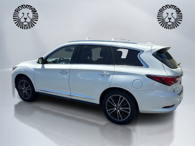 Used 2017 INFINITI QX60 Luxe w/ Deluxe Technology Package AWD/4WD image 7