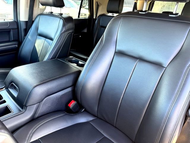 Certified 2024 Ford Expedition Max XLT image 10