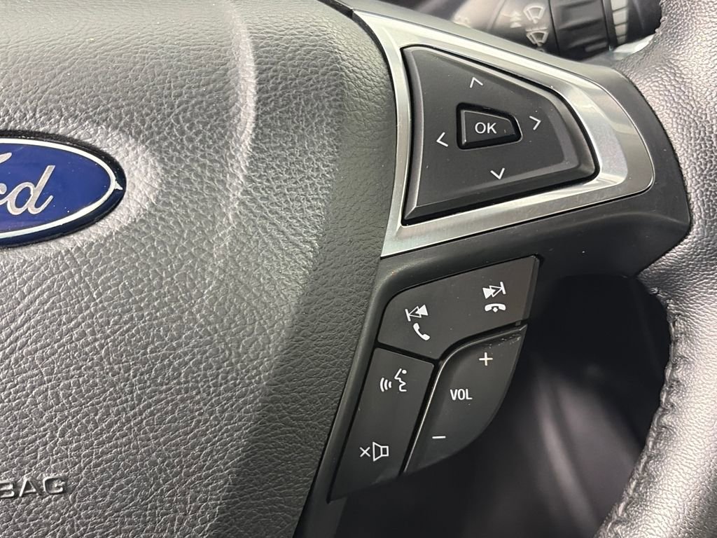 Certified 2018 Ford Fusion SE w/ Equipment Group 201A FWD image 18