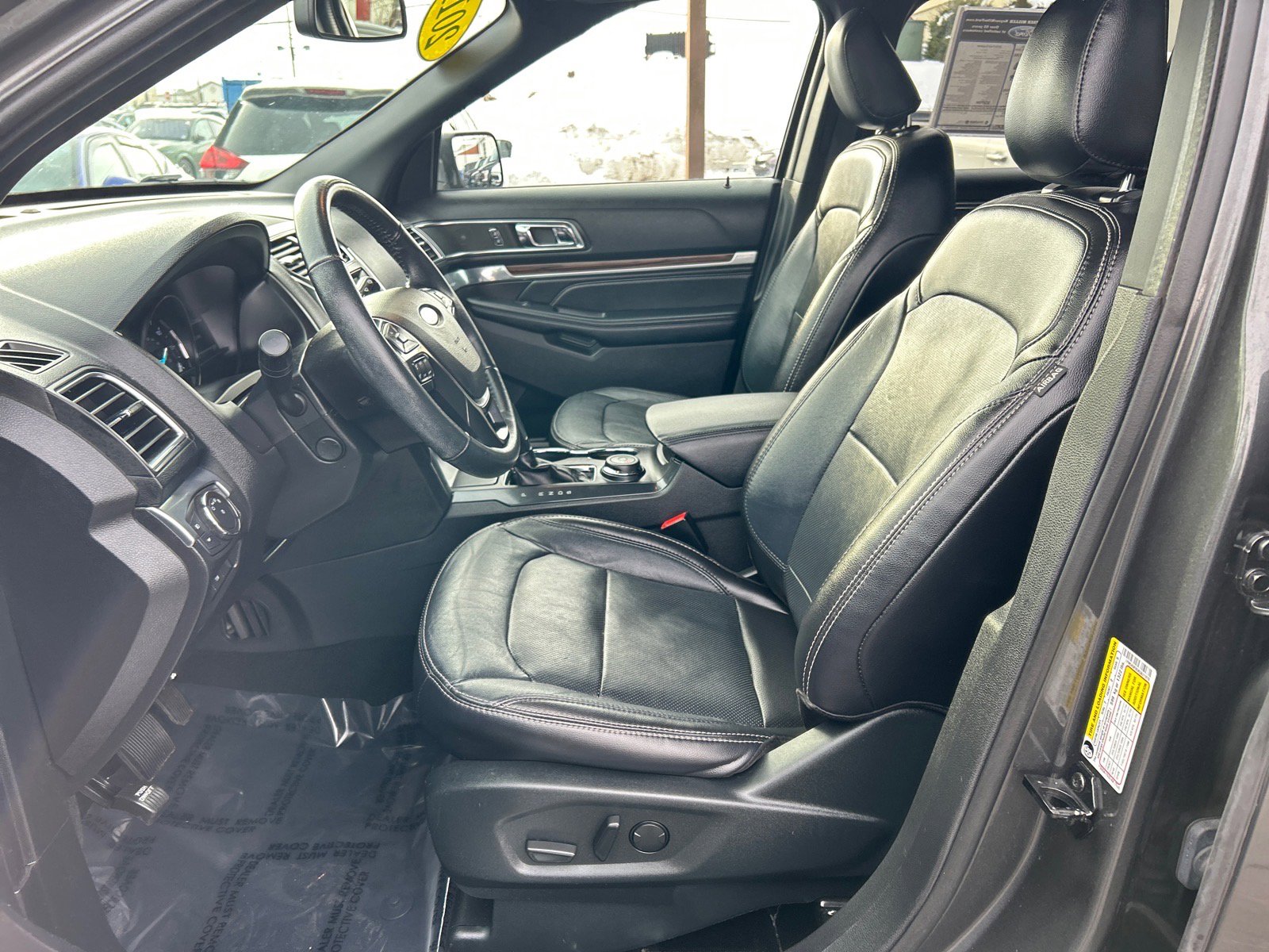 Certified 2019 Ford Explorer Limited w/ Class III Trailer Tow Package image 6