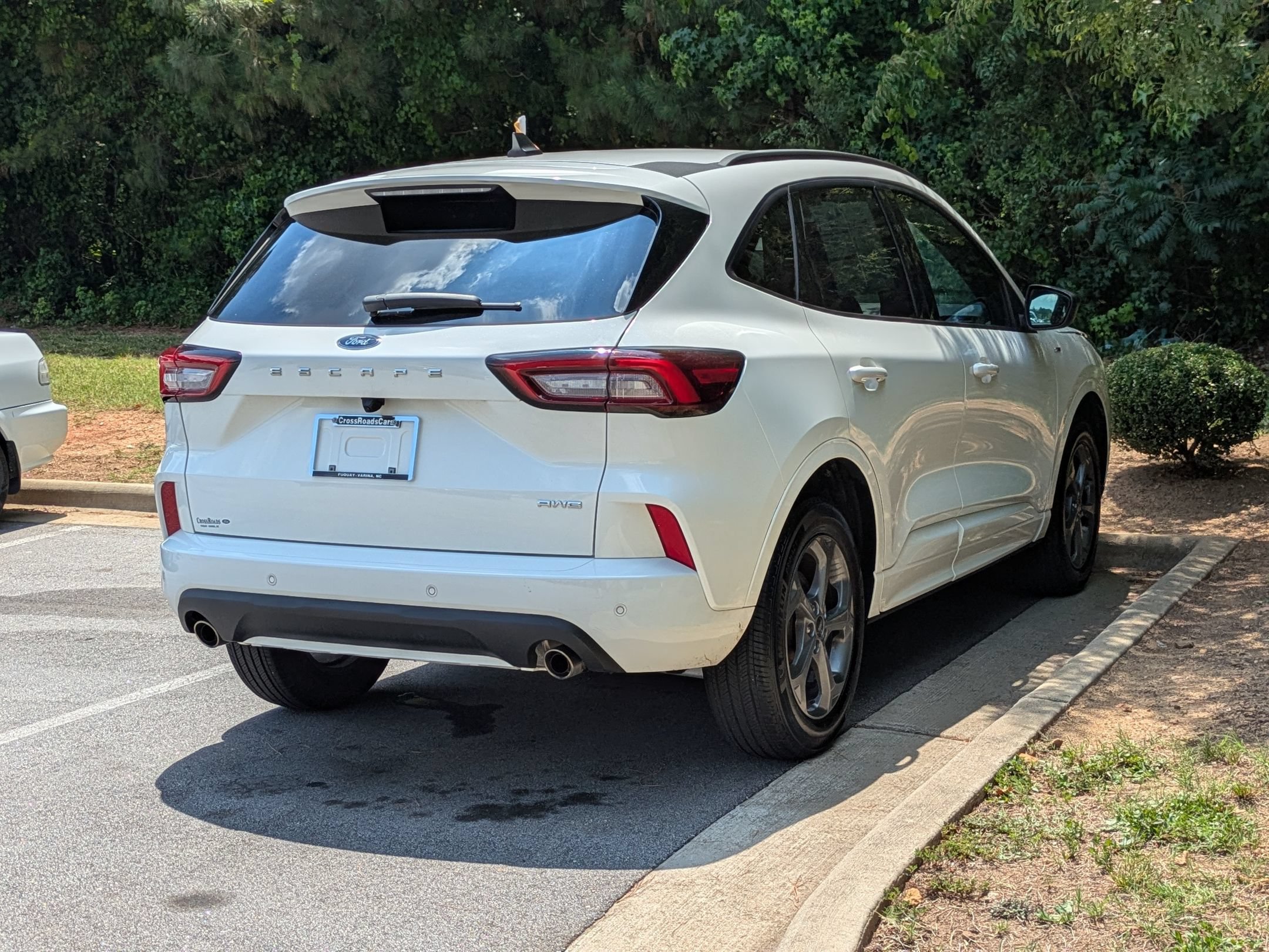 Certified 2024 Ford Escape ST-Line w/ Tech Pack #1 AWD/4WD image 3