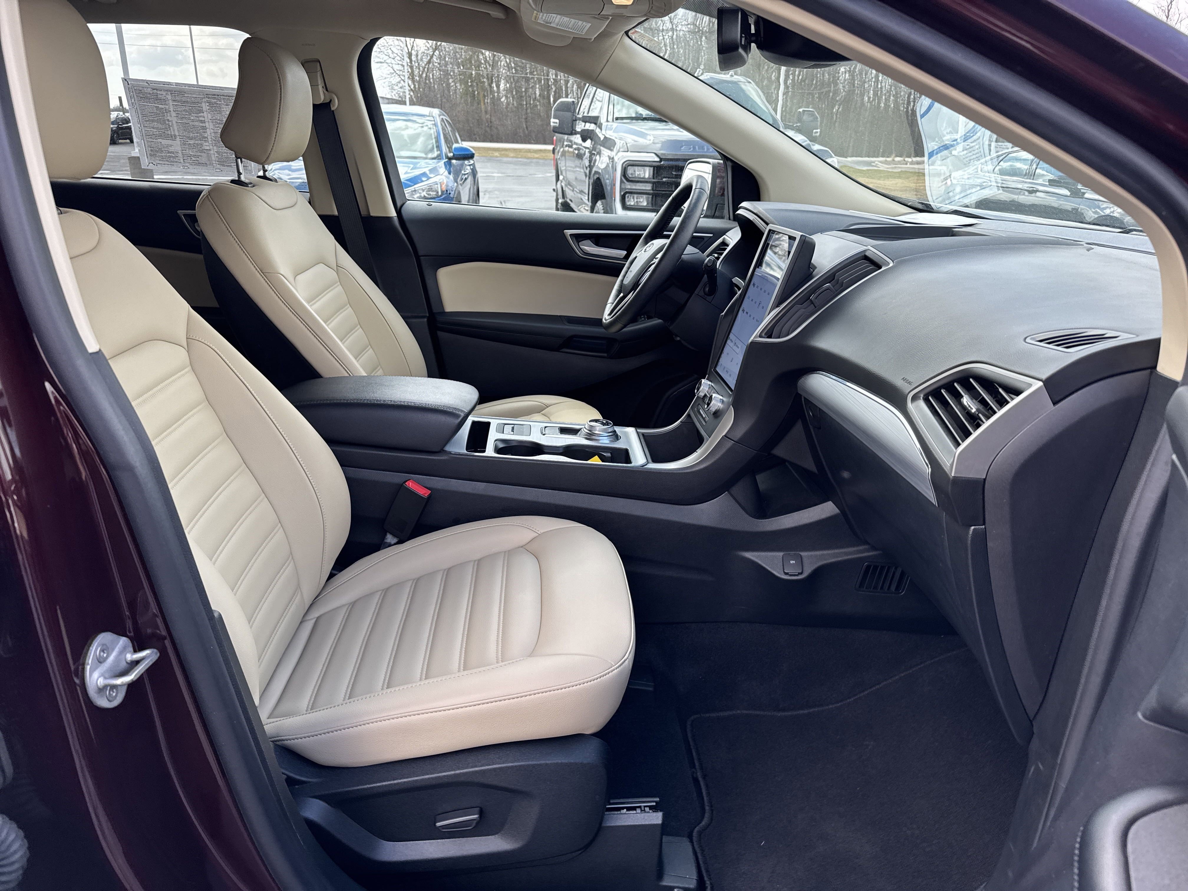 Certified 2022 Ford Edge SEL w/ Convenience Package image 16