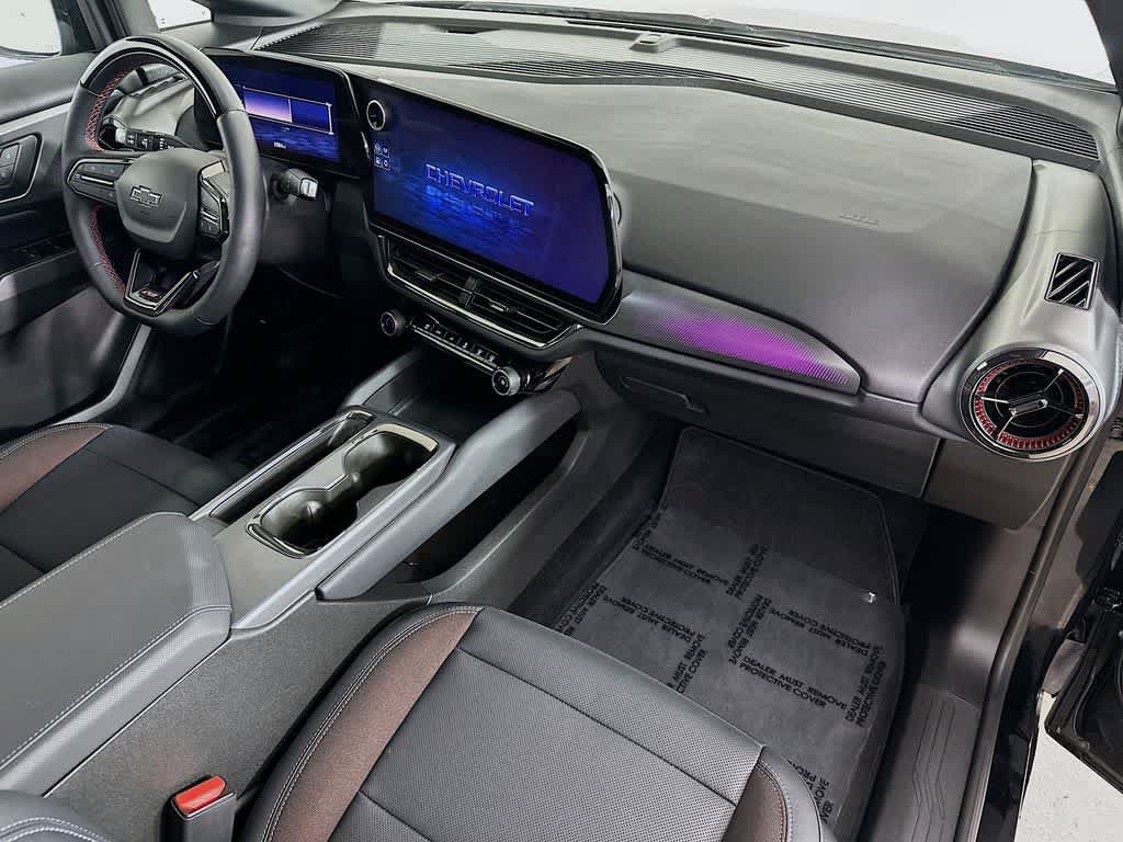 Used 2024 Chevrolet Equinox EV RS FWD image 32