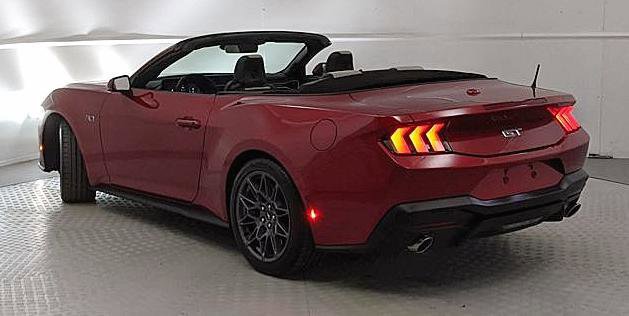 Certified 2024 Ford Mustang GT Premium w/ GT Performance Package image 3