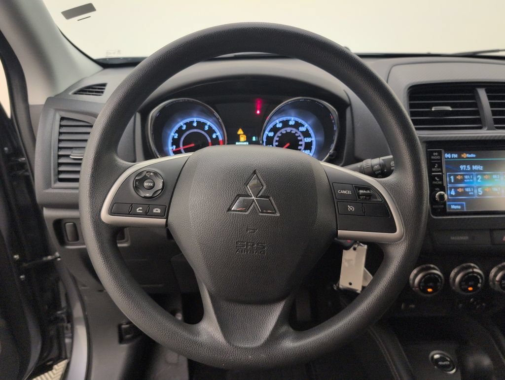 Used 2025 Mitsubishi Outlander Sport ES AWD/4WD image 33