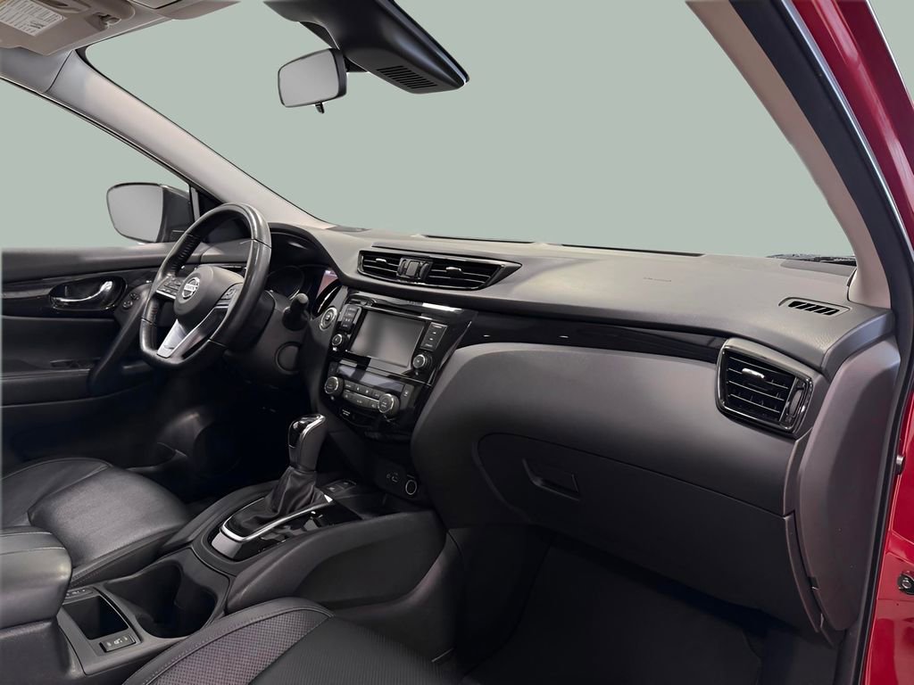 Used 2022 Nissan Rogue Sport SL image 15