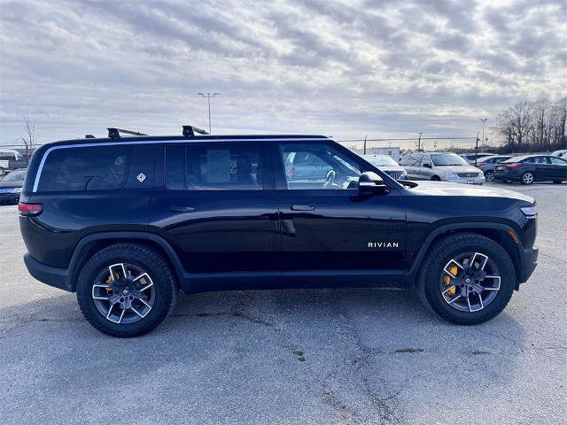 Used 2023 Rivian R1S Adventure image 7