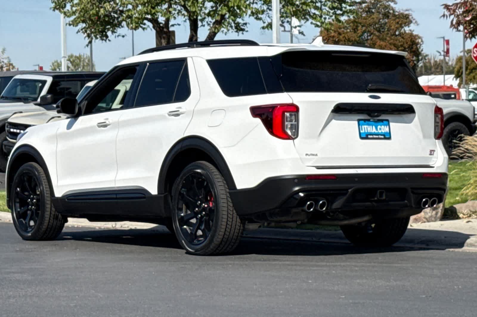 Certified 2024 Ford Explorer ST w/ Equipment Group 401A AWD/4WD image 6