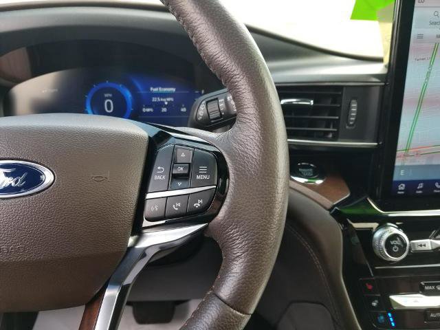 Certified 2022 Ford Explorer King Ranch w/ Premium Technology Package image 28