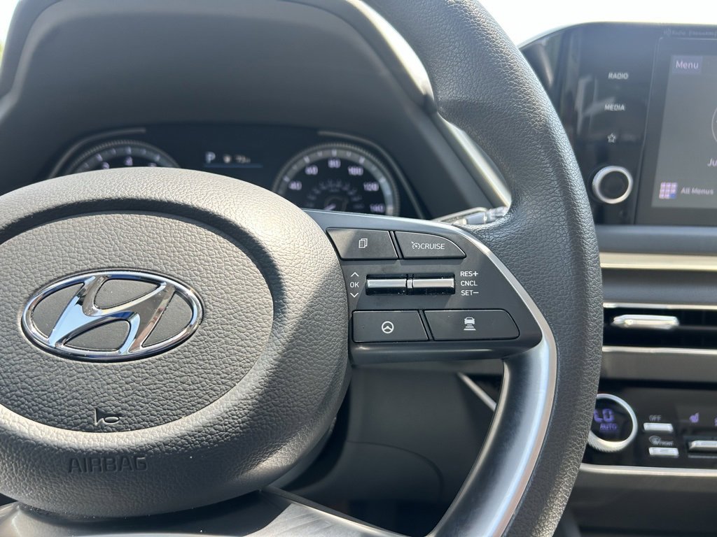 Used 2022 Hyundai Sonata SEL w/ Cargo Package image 9