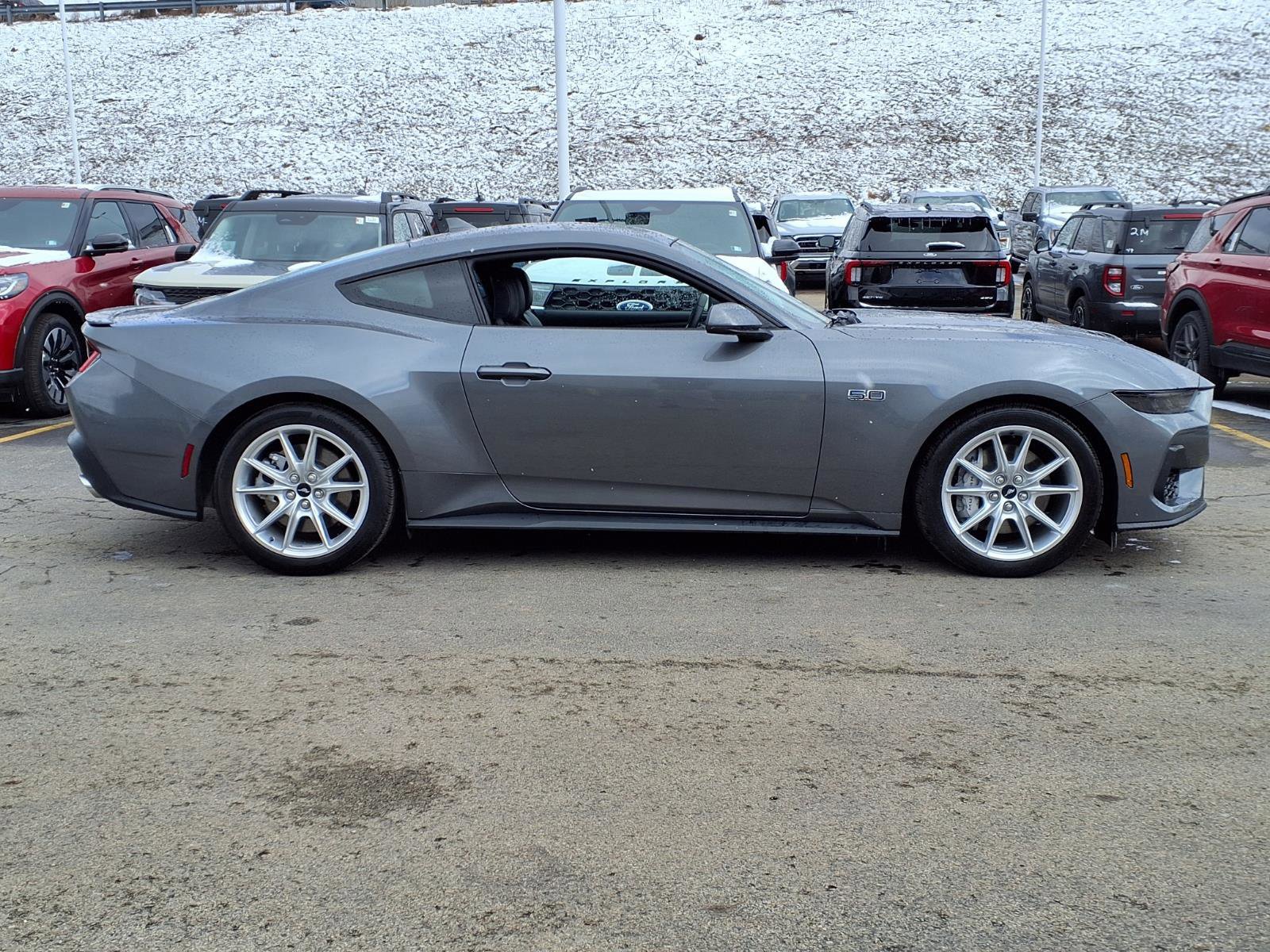 Certified 2025 Ford Mustang GT Premium image 4