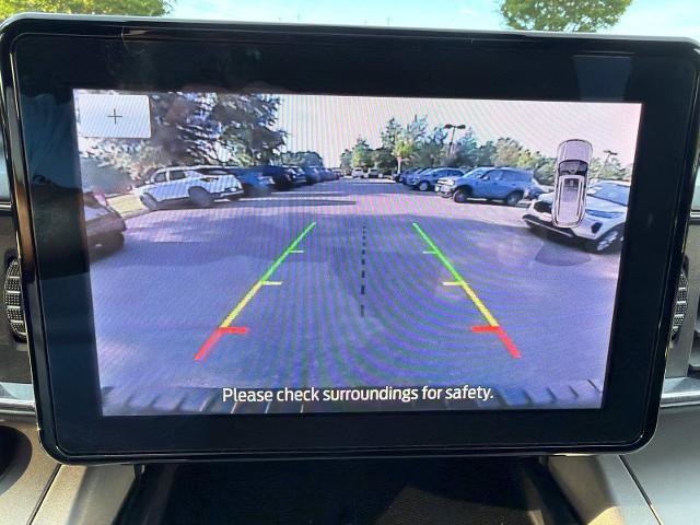 Certified 2023 Ford Explorer XLT w/ Equipment Group 202A AWD/4WD image 18
