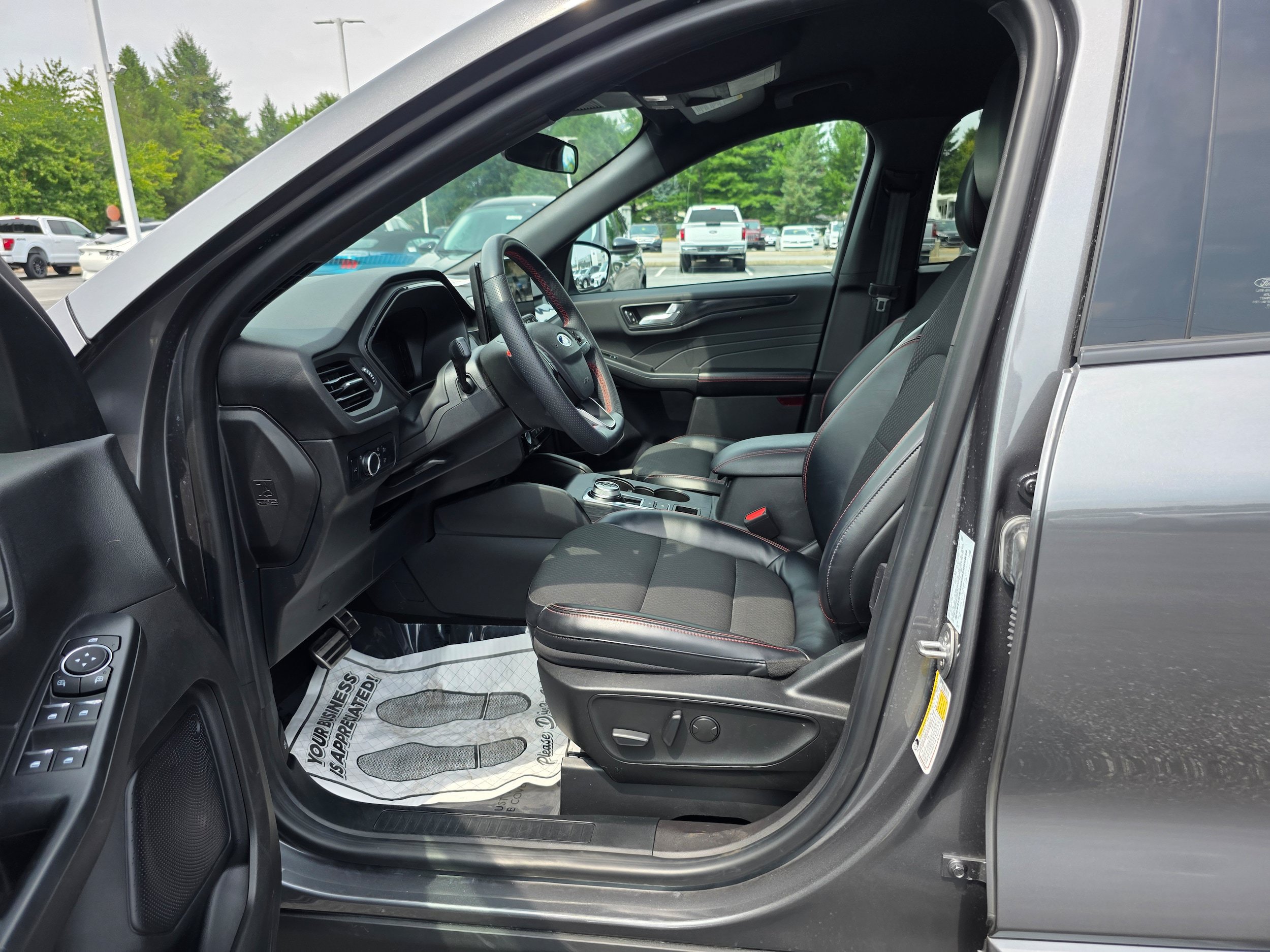 Certified 2023 Ford Escape ST-Line w/ Tech Pack #1 AWD/4WD image 20