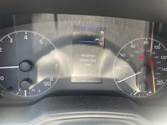Used 2025 Toyota Corolla Cross L FWD image 11