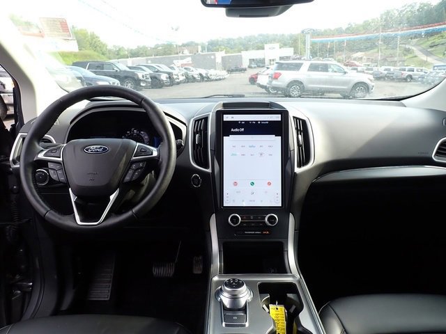 Certified 2022 Ford Edge SEL w/ Convenience Package image 20