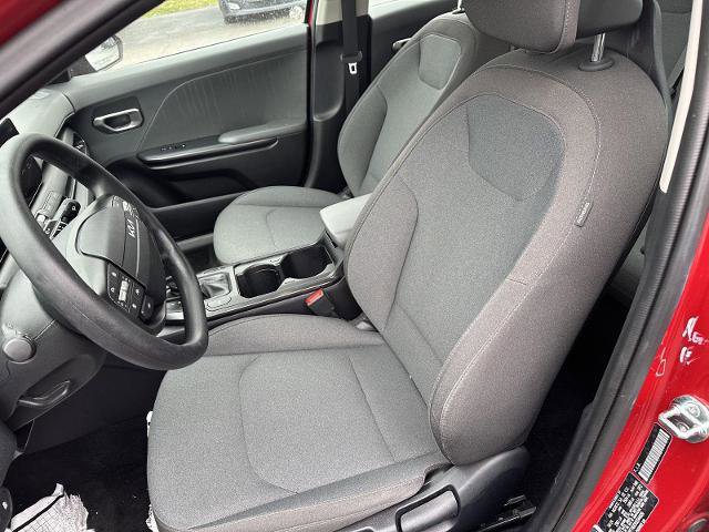 Used 2025 Kia K4 image 11