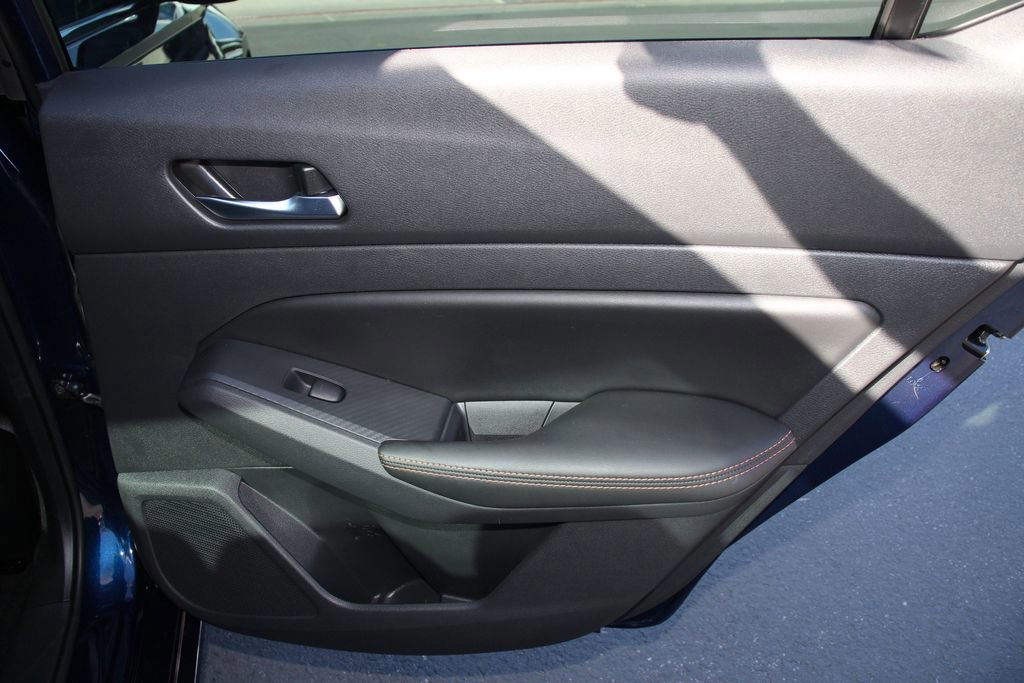 Used 2021 Nissan Altima 2.5 SR w/ SR Premium Package image 26