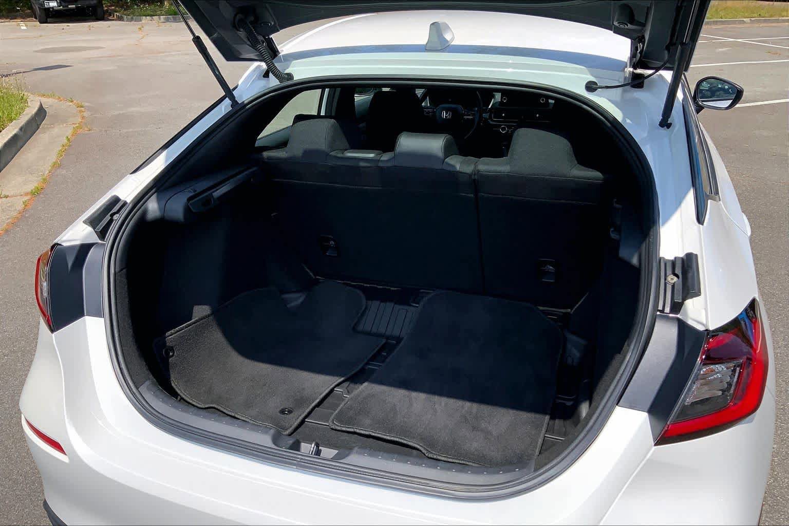 Used 2025 Honda Civic Sport image 32
