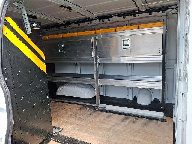 Used 2021 Chevrolet Express 2500 w/ Communications Package RWD image 10