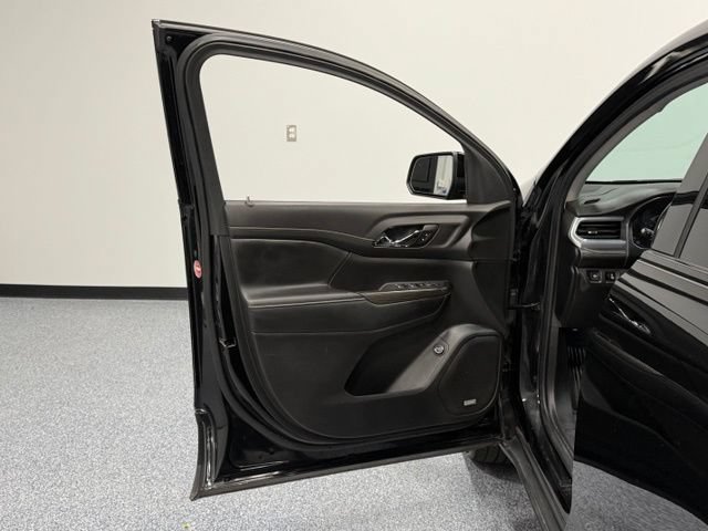 Used 2019 GMC Acadia SLT w/ Black Edition FWD image 13