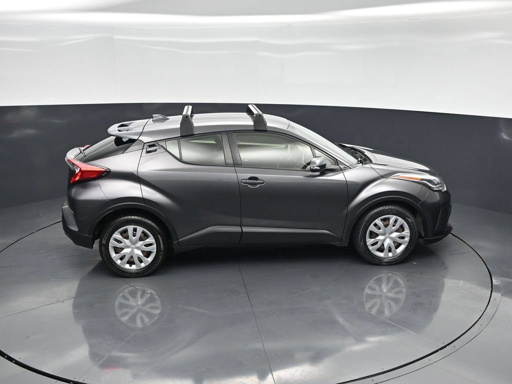 Used 2020 Toyota C-HR LE FWD image 33