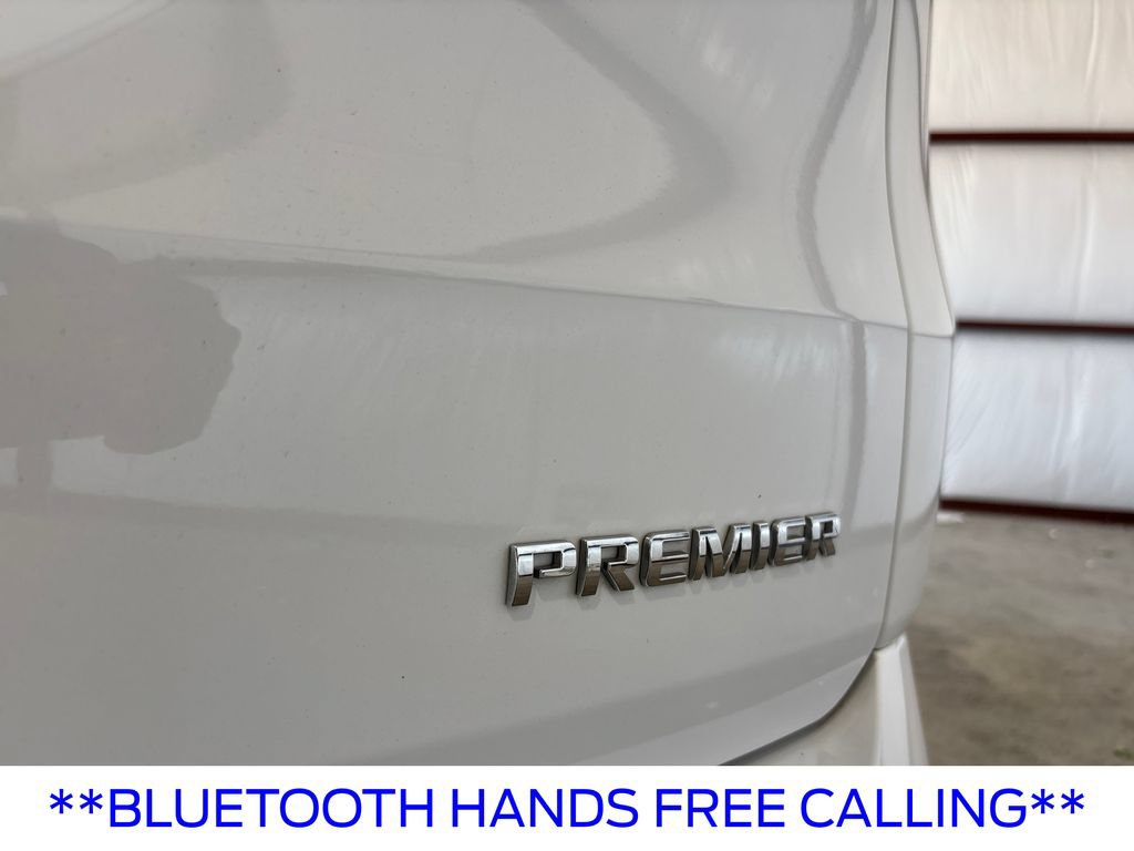 Used 2020 Chevrolet Traverse Premier FWD image 17
