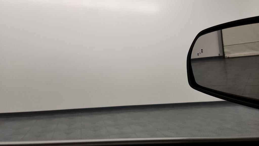 Certified 2024 Ford Edge Titanium image 19