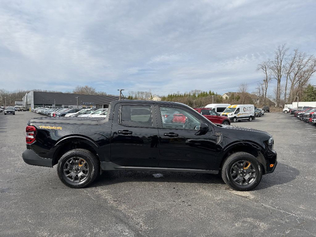 Certified 2024 Ford Maverick Tremor w/ Tremor Off-Road Package image 6