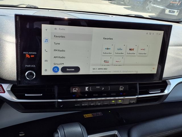 Used 2025 Toyota Sienna XLE w/ XLE Plus Package AWD/4WD image 25