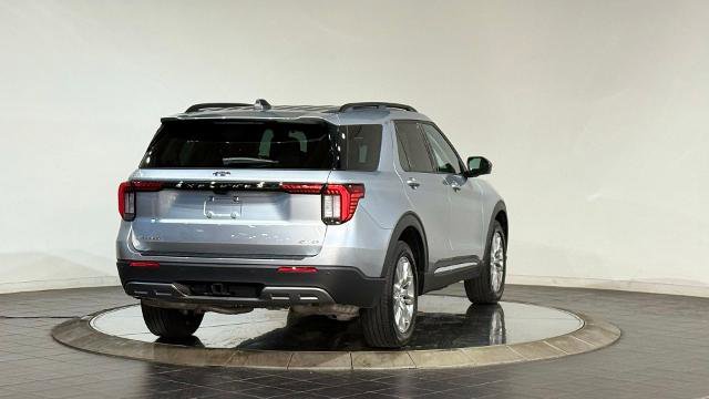 Certified 2025 Ford Explorer Active w/ Active Comfort Package AWD/4WD image 10