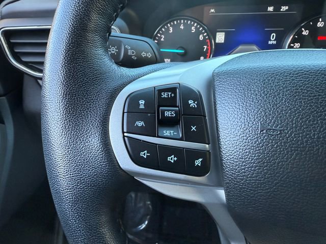Certified 2022 Ford Explorer XLT w/ Equipment Group 202A image 24