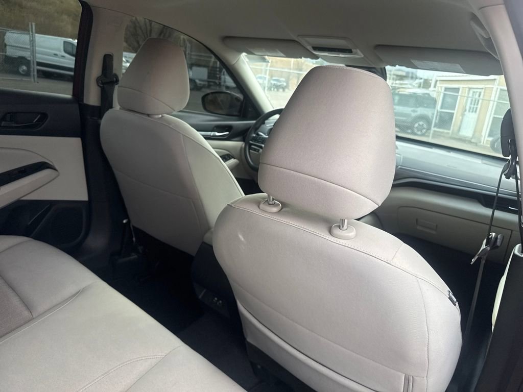 Used 2023 Nissan Altima 2.5 SV image 25