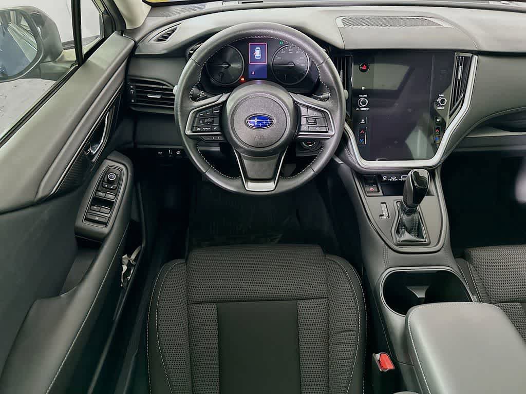 Used 2025 Subaru Outback Premium AWD/4WD image 10