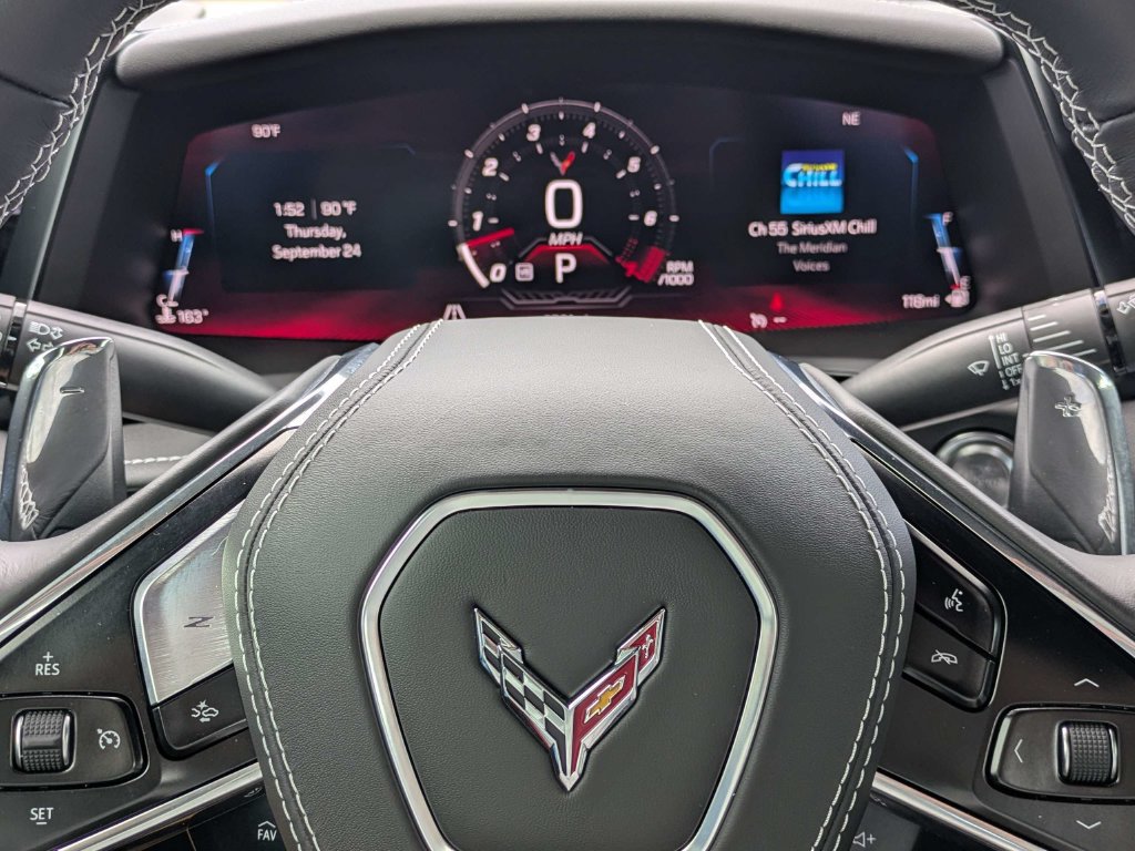 Used 2026 Chevrolet Corvette Stingray Convertible w/ 1LT RWD image 27