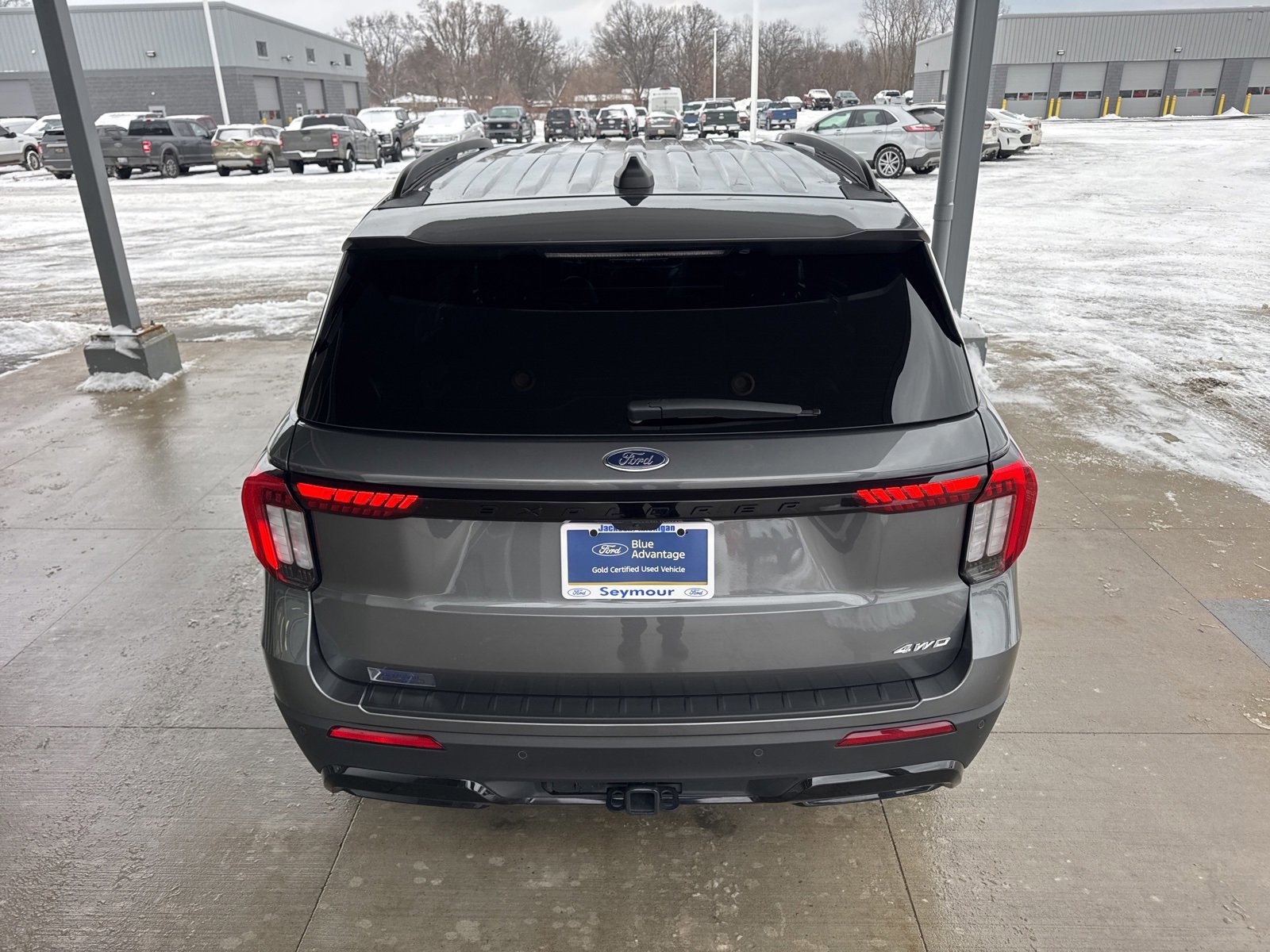 Certified 2025 Ford Explorer ST-Line w/ Premium Package image 4
