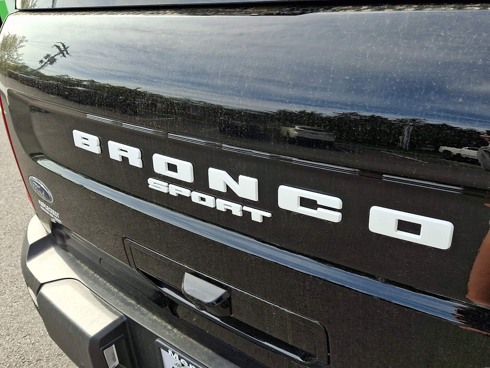 Certified 2025 Ford Bronco Sport Outer Banks w/ Outer Banks Tech Package+ AWD/4WD image 29