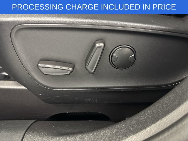 Certified 2025 Ford Escape Platinum AWD/4WD image 4