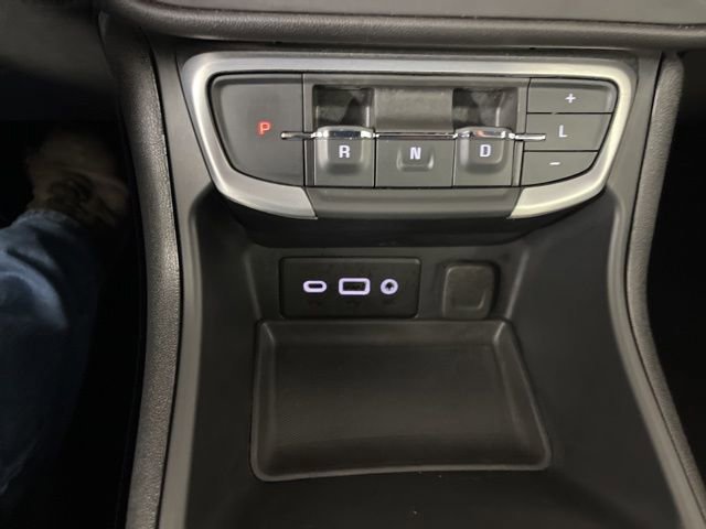 Used 2024 GMC Terrain SLE AWD/4WD image 28