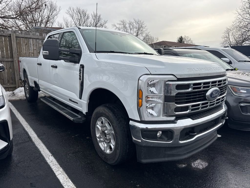 Certified 2025 Ford F250 XLT image 1