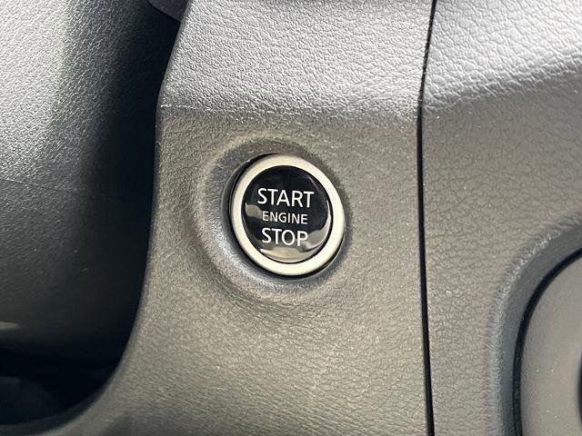 Used 2024 Nissan Frontier SV w/ SV Convenience Package image 9