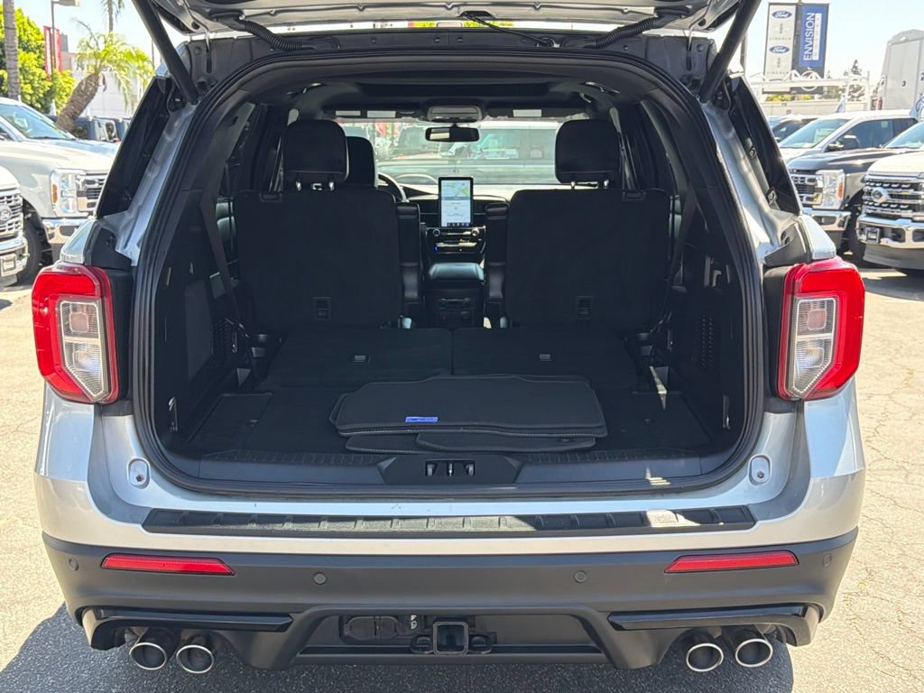 Certified 2023 Ford Explorer ST w/ Equipment Group 401A AWD/4WD image 17