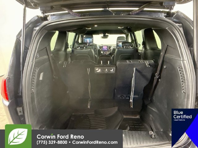 Used 2020 Chrysler Pacifica Touring-L Plus FWD image 31