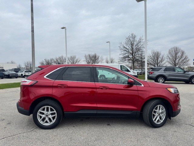 Certified 2024 Ford Edge SEL w/ Convenience Package image 6