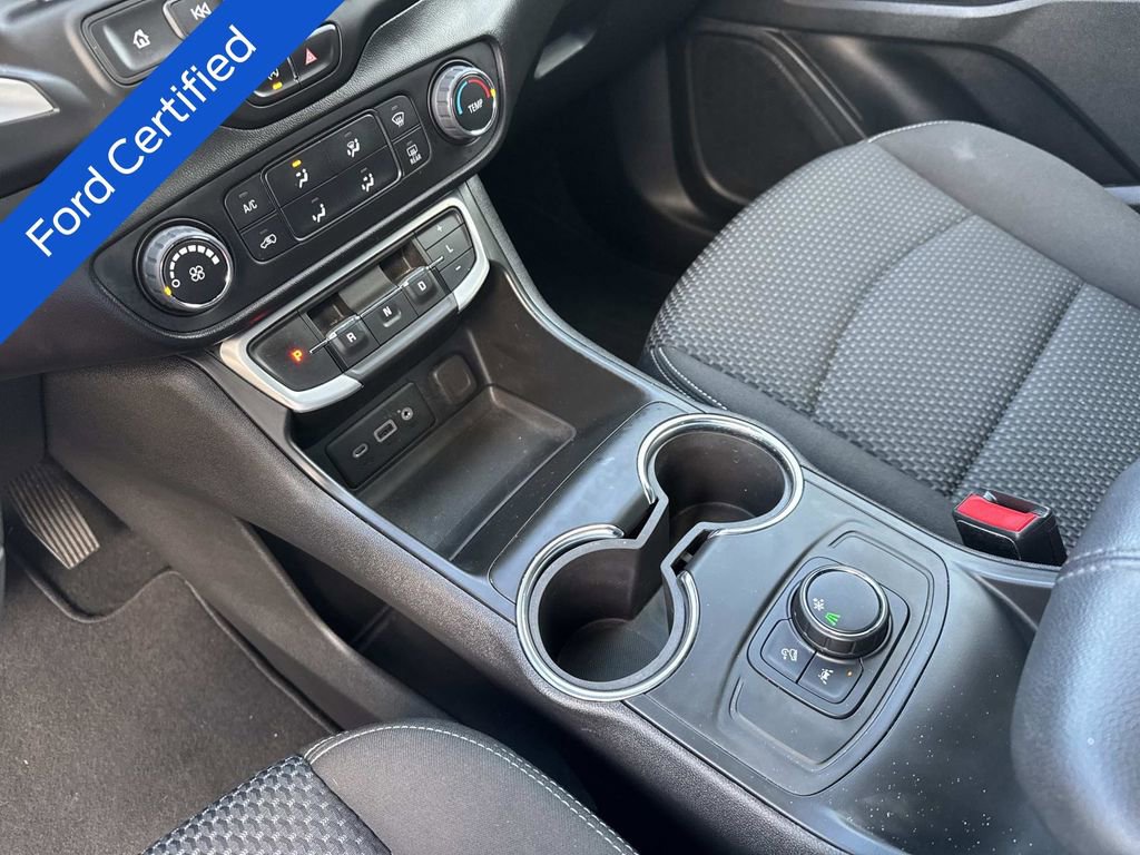 Used 2022 GMC Terrain SLE w/ Elevation Edition image 27